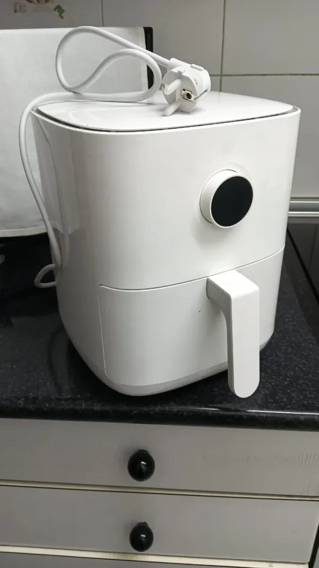 Freidora de aire blanca