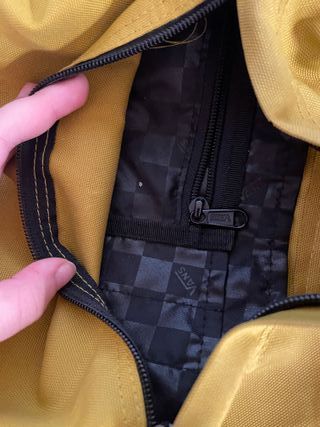 Mochila Vans Amarilla y Negra