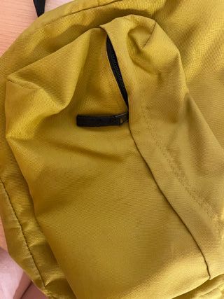 Mochila Vans Amarilla y Negra