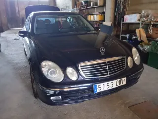 Mercedes-Benz Clase E 2005, único dueño