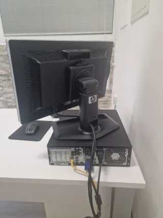 7 Ordenadores Sobremesa HP Negro Completo