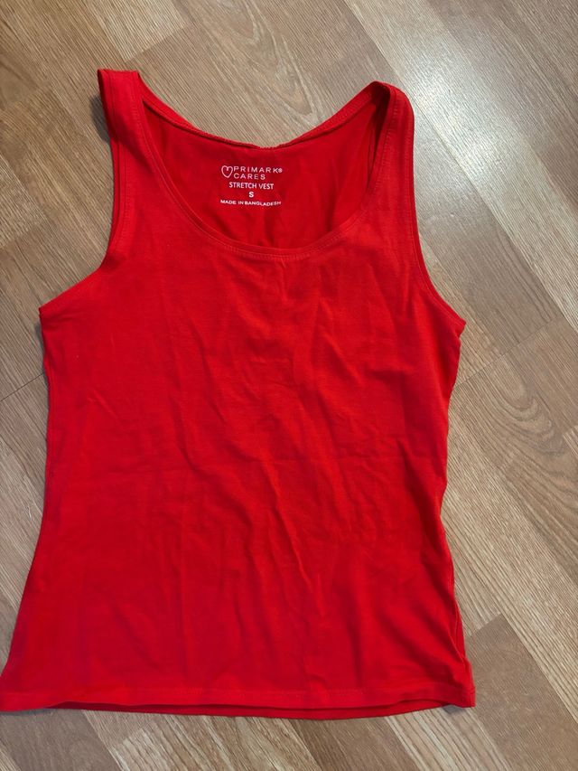 Camiseta básica roja Primark Talla S