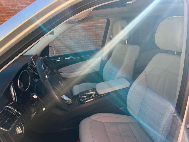 Mercedes-Benz GLE 500e Híbrido – Full Extras