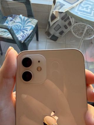iPhone 12 blanco