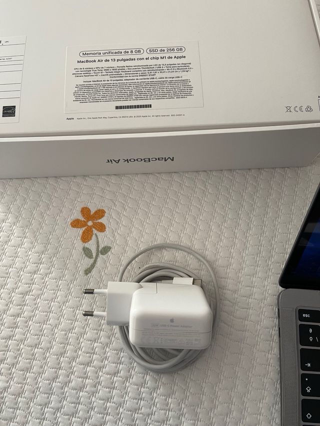 Apple MacBook Air M1 256gb IMPOLUTO