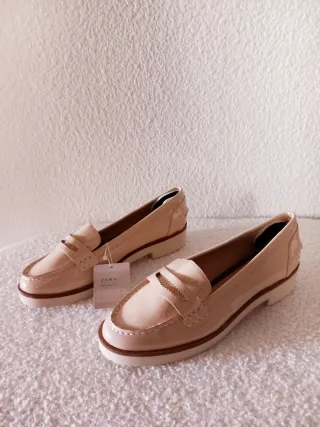 Mocasines Zara mujer charol beige T.38