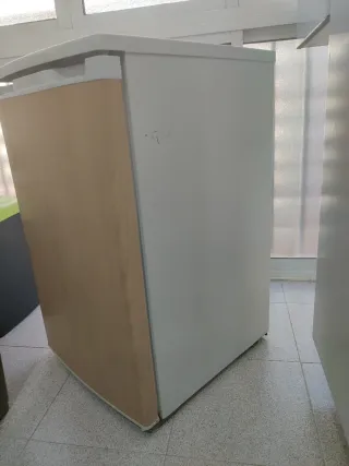 Nevera baja para caravanas