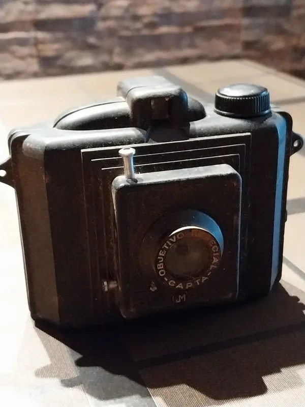 Câmera Antiga Capta M
