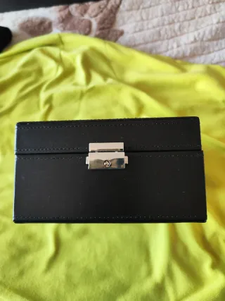 EXPOSITOR DE RELOJES