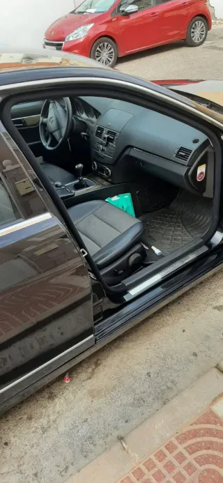 Mercedes-Benz Clase C 2010