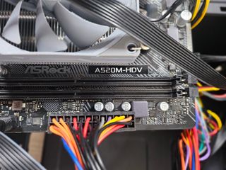 Placa Base ASRock A520M-HDV