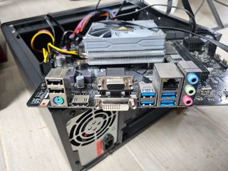 Placa Base ASRock A520M-HDV