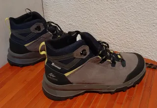 Botas de montaña Decathlon MH500 Talla 38