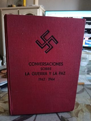 Querrá y paz de Adolf Hitler (1954)