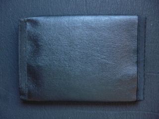 Cartera Negra con Hoja Marihuana Verde