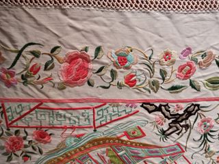Mantón de Manila bordado antiguo