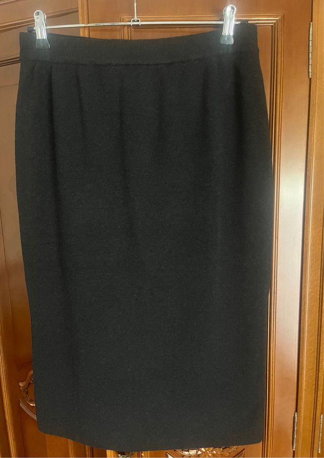 Falda punto Oysho gris oscuro