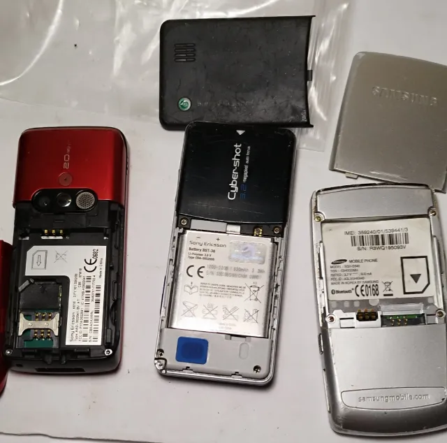 Lotto Sony Ericsson e Samsung per ricambi