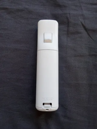 Mando Nintendo Wii MotionPlus Inside
