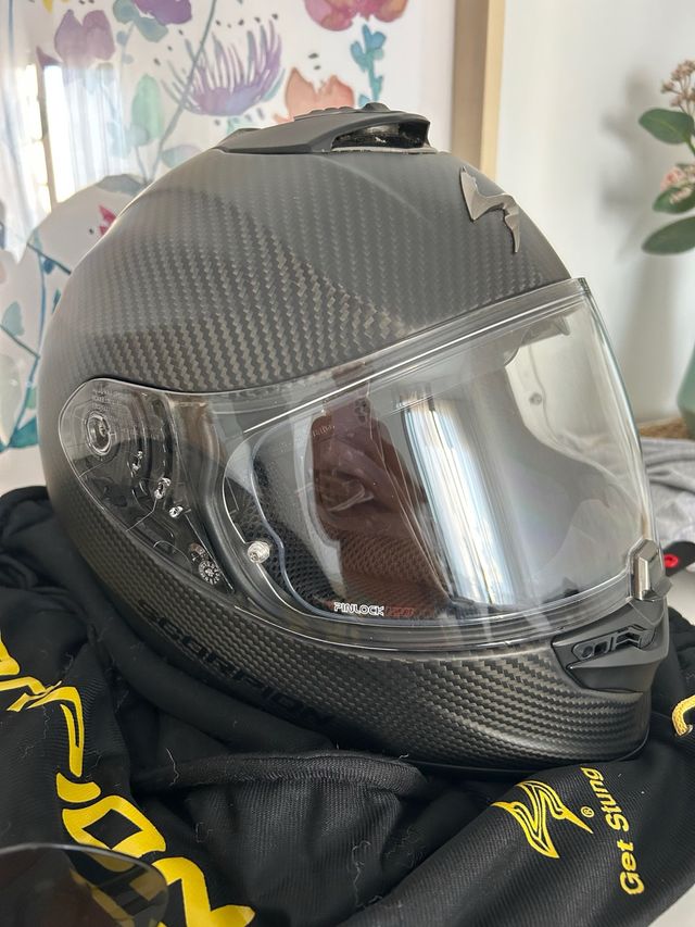 Casco Scorpion Exo Carbono Talla XS