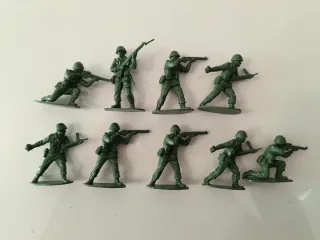 Lotto 9 soldatini vintage