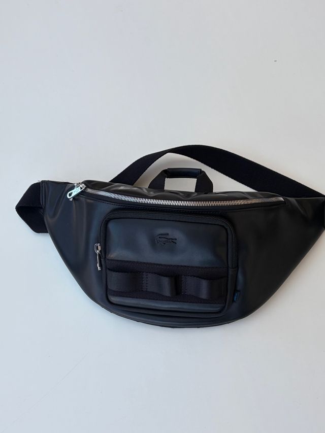 Riñonera Lacoste Negra