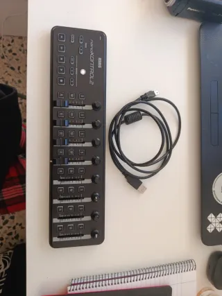 Korg nanoKONTROL 2 Controlador MIDI