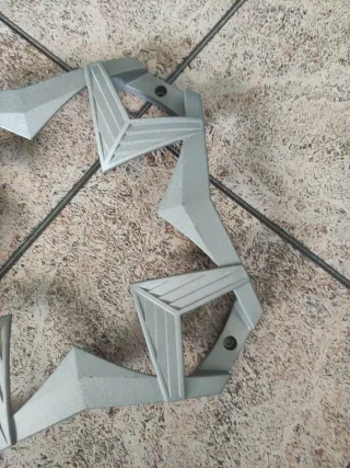 Embellecedor de subwoofer gris