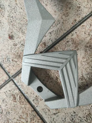 Embellecedor de subwoofer gris