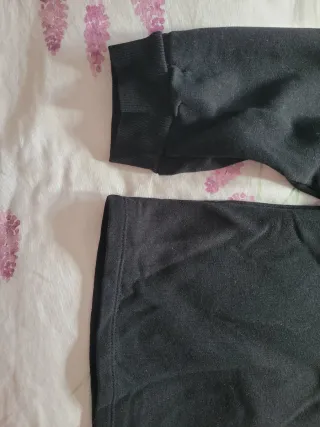 Camiseta Pull&Bear Negra Manga Larga