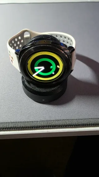 Samsung Gear Sport Smartwatch Multicolor