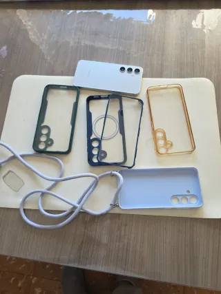 Samsung Galaxy S24 256gb regalo 4 fundas,