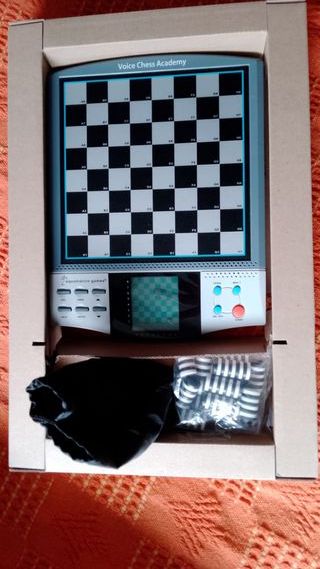 Aquamarine Chess Computer