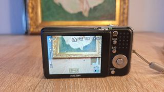 Cámara Digital Ricoh Caplio R6 7.2 MP