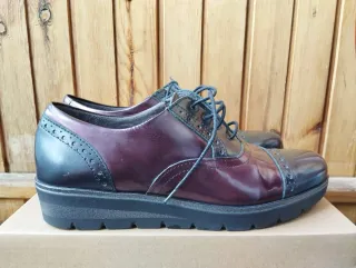 Zapatos Pitillos Piel 37 Negros/Morados REBAJADOS