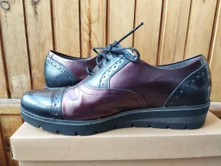 Zapatos Pitillos Piel 37 Negros/Morados REBAJADOS