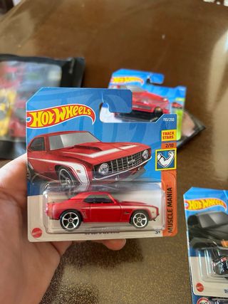 Hot Wheels '69 COPO CAMARO
