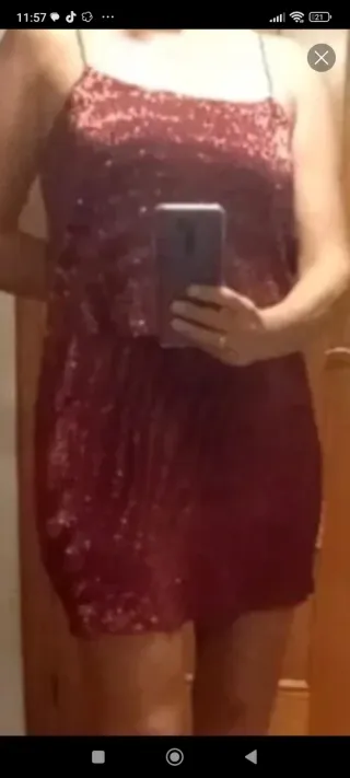 Vestido de lentejuelas  granate