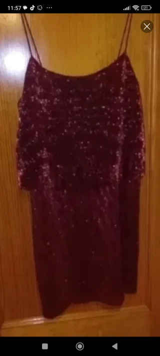 Vestido de lentejuelas  granate