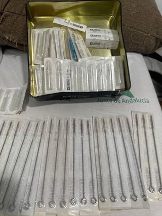 Kit de Tatuaje: Máquinas y Fuente