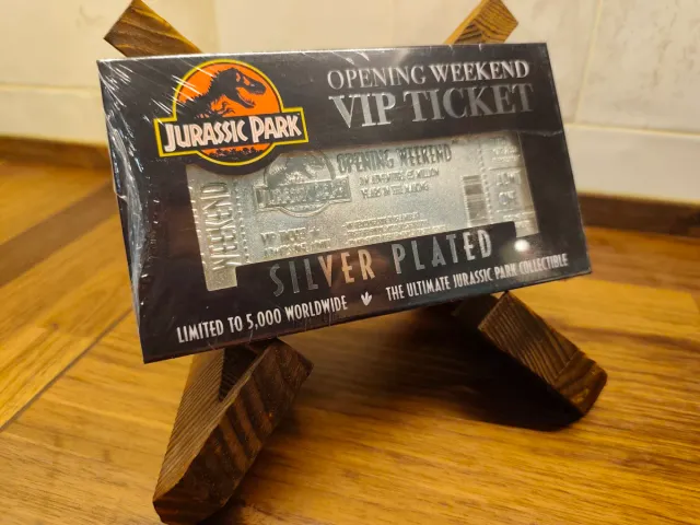 Biglietto VIP Jurassic Park in edizione limitata in argento