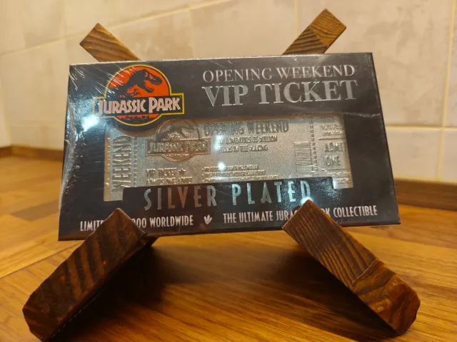 Biglietto VIP Jurassic Park in edizione limitata in argento