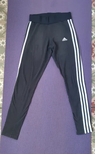Leggings deportivos Adidas negros