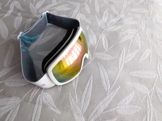 Gafas de nieve con lente espejada para niña