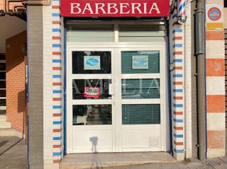 Local comercial en venta en Azpilagaña en Pamplona