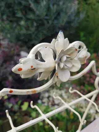 Antiguo expositor o colgador de joyas