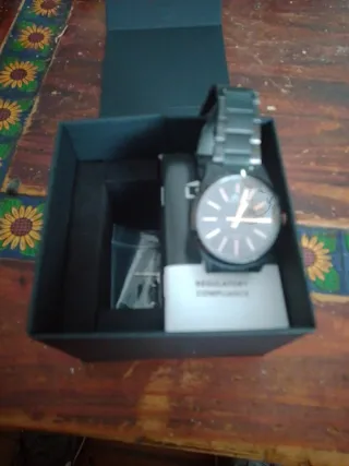 Reloj Lotus Negro y Plateado