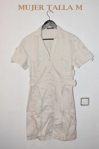 Mono marrón para mujer y vestidos largos y cortos.