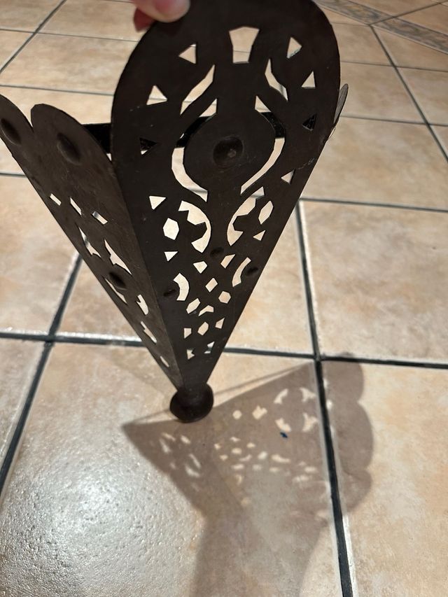 Aplique de pared metálico