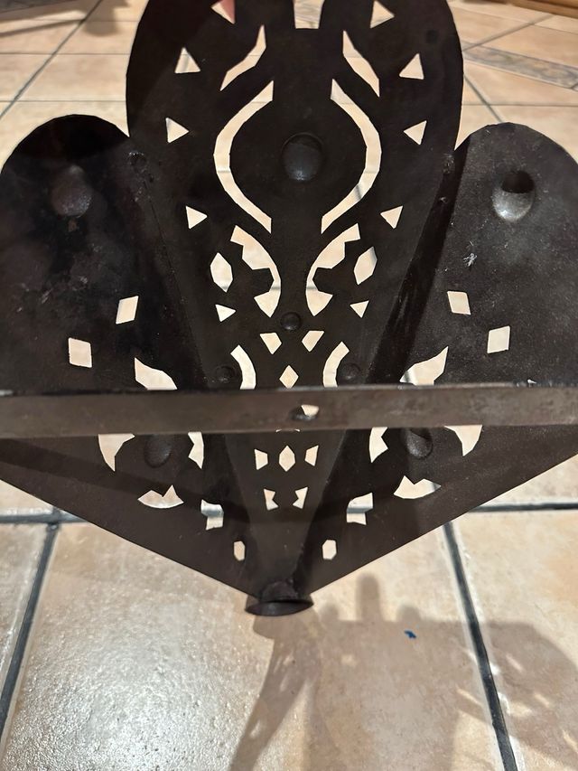 Aplique de pared metálico